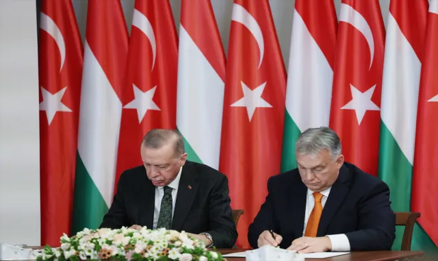 Macaristan Başbakanı Orban, Cumhurbaşkanı Erdoğan ile ortak basın toplantısında konuştu: (1) Macaristan Başbakanı Orban, Cumhurbaşkanı Erdoğan ile ortak basın toplantısında konuştu: (1)
