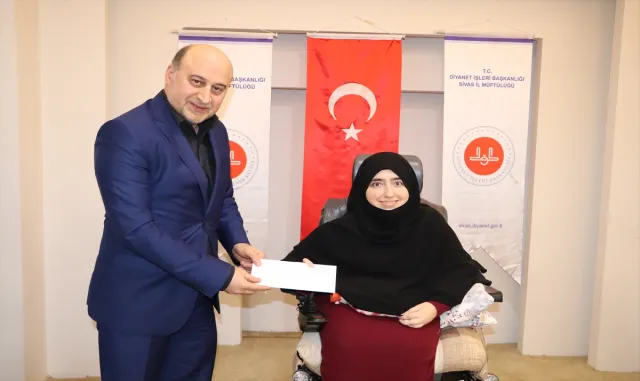 Sivas’ta engelliler arası Esma-ül Hüsna ve hadis ezberleme yarışması düzenlendi Sivas’ta engelliler arası Esma-ül Hüsna ve hadis ezberleme yarışması düzenlendi
