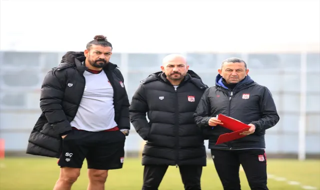 Sivasspor, Fenerbahçe maçının hazırlıklarını sürdürdü Sivasspor, Fenerbahçe maçının hazırlıklarını sürdürdü