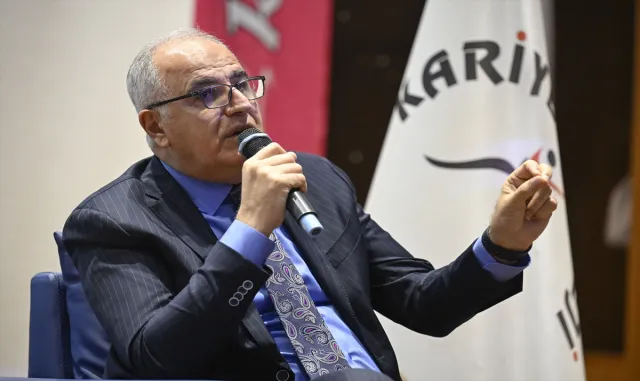 TVF Başkanı Mehmet Akif Üstündağ, Ankara’da öğrencilerle buluştu: TVF Başkanı Mehmet Akif Üstündağ, Ankara’da öğrencilerle buluştu: