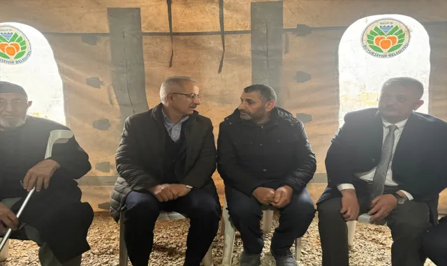 Ulaştırma ve Altyapı Bakanı Uraloğlu, Malatya’da inceleme ve ziyaretlerde bulundu Ulaştırma ve Altyapı Bakanı Uraloğlu, Malatya’da inceleme ve ziyaretlerde bulundu