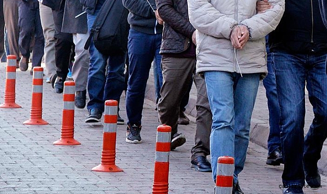 Kayseri’de aranan 8 firari hükümlü ile 2 şüpheli yakalandı Kayseri’de aranan 8 firari hükümlü ile 2 şüpheli yakalandı