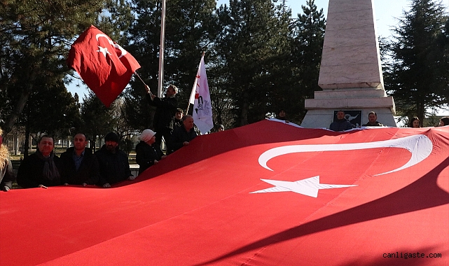 Kayseri Kartal Şehitliği’nde şehitler için dua edildi Kayseri Kartal Şehitliği’nde şehitler için dua edildi