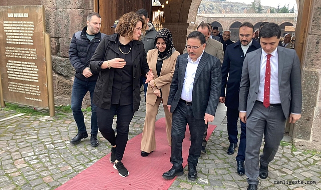 Kayseri Valisi Çiçek, İncesu ilçesini ziyaret etti Kayseri Valisi Çiçek, İncesu ilçesini ziyaret etti