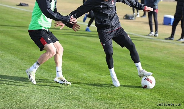 Kayserispor, Sivasspor maçı hazırlıklarını sürdürdü Kayserispor, Sivasspor maçı hazırlıklarını sürdürdü
