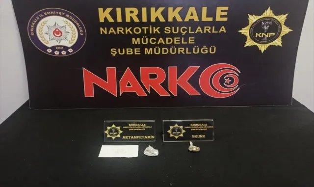 Kırıkkale’de uyuşturucu operasyonlarında sentetik uyuşturucu ve hap ele geçirildi Kırıkkale’de uyuşturucu operasyonlarında sentetik uyuşturucu ve hap ele geçirildi