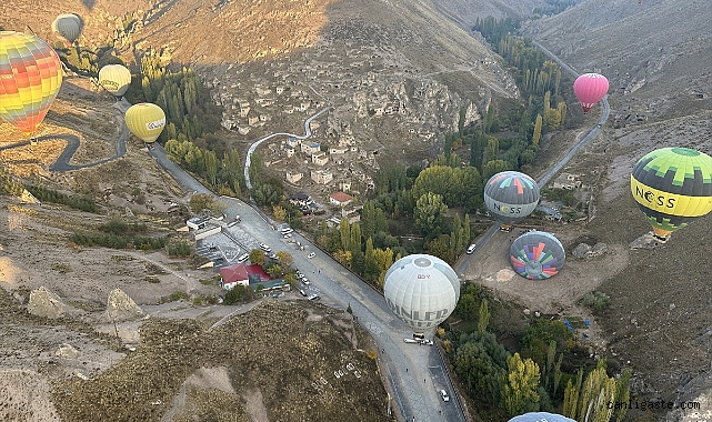 Soğanlı Vadisi’nde 1 yılda kaç turist balon turuna katıldı? İşte cevabı... Soğanlı Vadisi’nde 1 yılda kaç turist balon turuna katıldı? İşte cevabı...