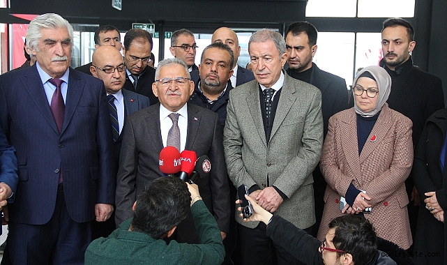 Akar, Kayseri’de kanser hastalarına hizmet verecek merkezi inceledi Akar, Kayseri’de kanser hastalarına hizmet verecek merkezi inceledi