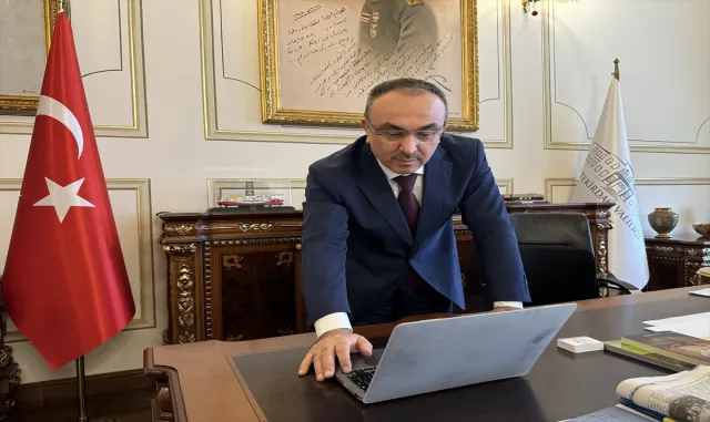 Tekirdağ Valisi Recep Soytürk, AA’nın "Yılın Kareleri 2023" oylamasına katıldı Tekirdağ Valisi Recep Soytürk, AA’nın "Yılın Kareleri 2023" oylamasına katıldı