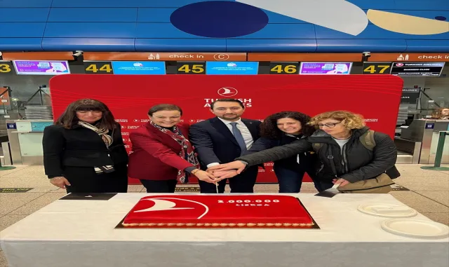 THY, Lizbon-İstanbul seferlerinde 2 milyonuncu yolcuya ulaştı THY, Lizbon-İstanbul seferlerinde 2 milyonuncu yolcuya ulaştı