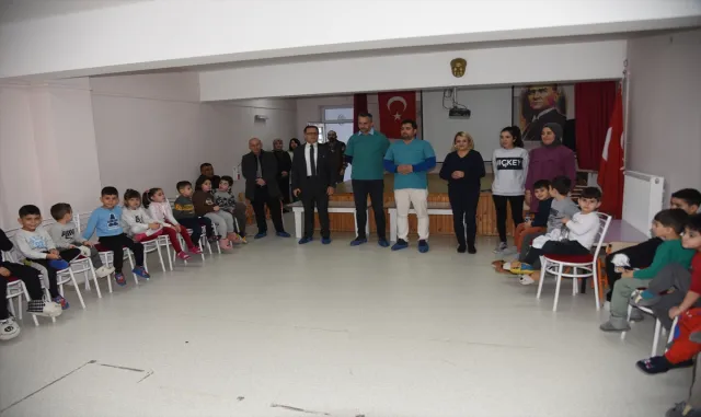 Bahşılı’da "Kanatlı Patili Dostlarımla Büyüyorum" projesi başlatıldı Bahşılı’da "Kanatlı Patili Dostlarımla Büyüyorum" projesi başlatıldı
