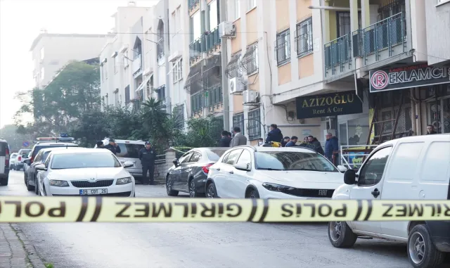 GÜNCELLEME - Aydın’da eski kız arkadaşının nişanlısını tabancayla vurarak öldüren zanlı tutuklandı GÜNCELLEME - Aydın’da eski kız arkadaşının nişanlısını tabancayla vurarak öldüren zanlı tutuklandı