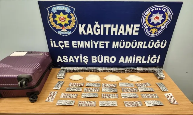 İstanbul’dan Samsun’a otobüsle uyuşturucu göndermeye çalışan 2 kişi tutuklandı İstanbul’dan Samsun’a otobüsle uyuşturucu göndermeye çalışan 2 kişi tutuklandı