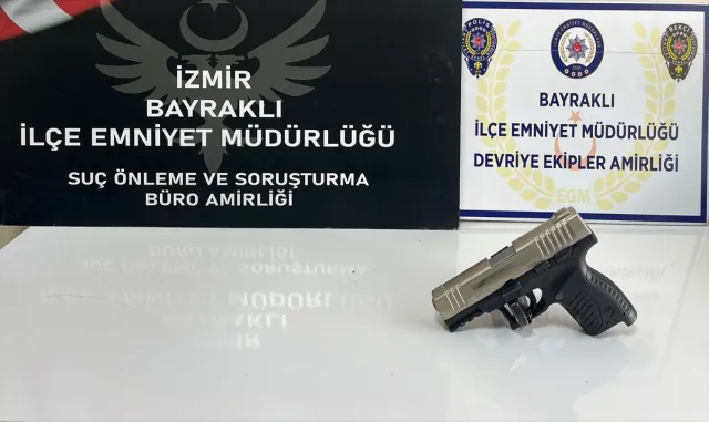 İzmir’de bir kişi torunu tarafından silahla yaralandı İzmir’de bir kişi torunu tarafından silahla yaralandı