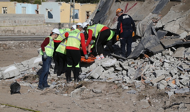 Kayseri’de Deprem ve Afet Eğitim Merkezi kurulacak Kayseri’de Deprem ve Afet Eğitim Merkezi kurulacak