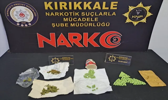 Kırıkkale’de uyuşturucu operasyonunda yakalanan şüpheli tutuklandı Kırıkkale’de uyuşturucu operasyonunda yakalanan şüpheli tutuklandı