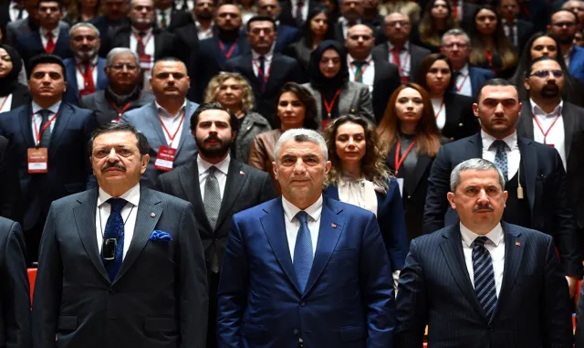Ticaret Bakanı Bolat, "TOBB Türkiye 100 Ödül Töreni"nde konuştu: Ticaret Bakanı Bolat, "TOBB Türkiye 100 Ödül Töreni"nde konuştu: