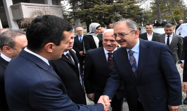 Bakan Özhaseki, Aksaray'da iş insanları ve kanaat önderleriyle buluştu: -  Canlı Gaste