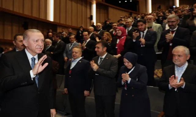 Cumhurbaşkanı Erdoğan, İlim Yayma Vakfı 53. Olağan Genel Kurulu’nda konuştu: (1) Cumhurbaşkanı Erdoğan, İlim Yayma Vakfı 53. Olağan Genel Kurulu’nda konuştu: (1)