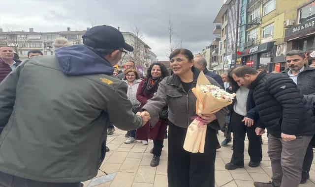 DEM Parti İBB Başkan adayı Beştaş, seçim çalışmalarını Maltepe ve Sultanbeyli’de sürdürdü DEM Parti İBB Başkan adayı Beştaş, seçim çalışmalarını Maltepe ve Sultanbeyli’de sürdürdü