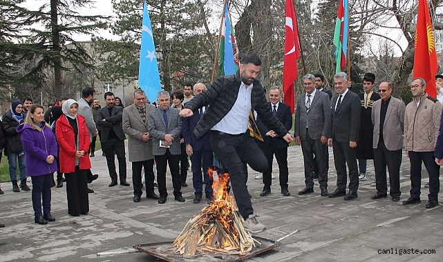 Kayseri, Kırıkkale, Kırşehir ve Yozgat’ta Nevruz Bayramı kutlandı Kayseri, Kırıkkale, Kırşehir ve Yozgat’ta Nevruz Bayramı kutlandı