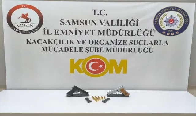 Samsun’da silah kaçakçılığı yaptığı öne sürülen zanlı yakalandı Samsun’da silah kaçakçılığı yaptığı öne sürülen zanlı yakalandı