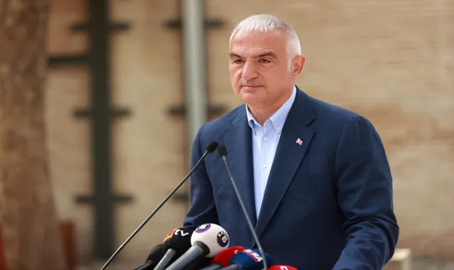 Bakan Ersoy, Adana’da Portakal Çiçeği Karnavalı etkinliklerine katıldı Bakan Ersoy, Adana’da Portakal Çiçeği Karnavalı etkinliklerine katıldı