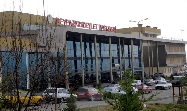 Beypazarı Devlet Hastanesinde yeni hekimler göreve başladı Beypazarı Devlet Hastanesinde yeni hekimler göreve başladı