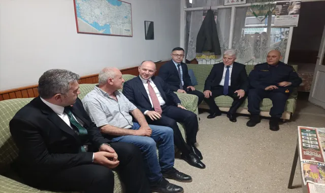 Giresun’daki kuyumcu soygunuyla ilgili 3 kişi tutuklandı Giresun’daki kuyumcu soygunuyla ilgili 3 kişi tutuklandı