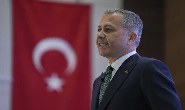 İçişleri Bakanı Yerlikaya, bayram tatilindeki trafik verilerini açıkladı: İçişleri Bakanı Yerlikaya, bayram tatilindeki trafik verilerini açıkladı: