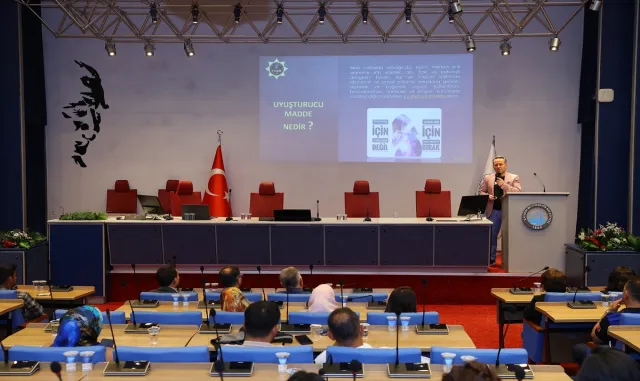 Kayseri’de madde bağımlılığıyla ilgili eğitim programı düzenlendi Kayseri’de madde bağımlılığıyla ilgili eğitim programı düzenlendi
