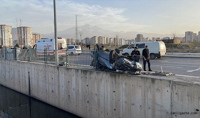 Kayseri’de otomobil takla attı! Sürücüsü yaralandı Kayseri’de otomobil takla attı! Sürücüsü yaralandı