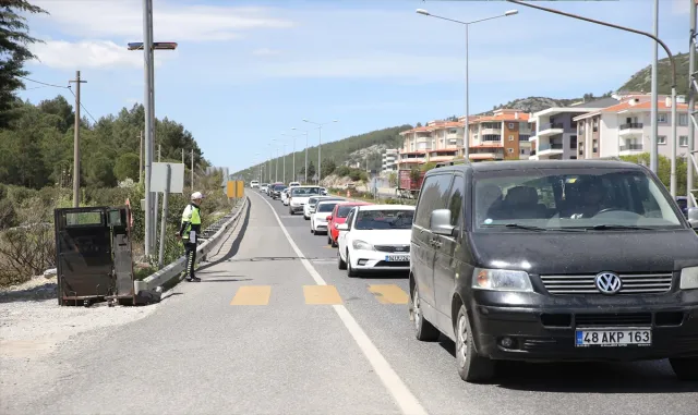 Muğla’daki turizm merkezlerinde bayram yoğunluğu Muğla’daki turizm merkezlerinde bayram yoğunluğu