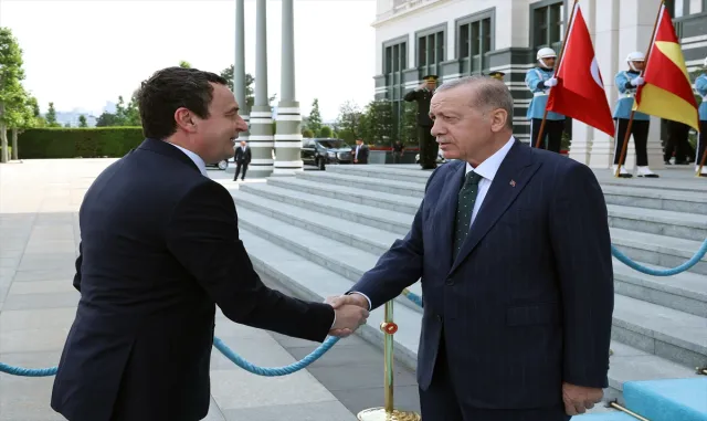 Cumhurbaşkanı Erdoğan, Kosova Başbakanı Kurti’yi kabul etti Cumhurbaşkanı Erdoğan, Kosova Başbakanı Kurti’yi kabul etti