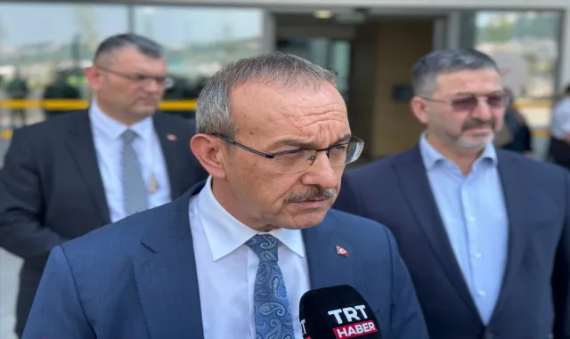 GÜNCELLEME 2 - Kocaeli’de trafik kazası geçiren Alper Gezeravcı taburcu edildi GÜNCELLEME 2 - Kocaeli’de trafik kazası geçiren Alper Gezeravcı taburcu edildi