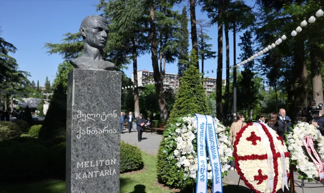 Gürcistan’da 9 Mayıs Zafer Günü kutlandı Gürcistan’da 9 Mayıs Zafer Günü kutlandı