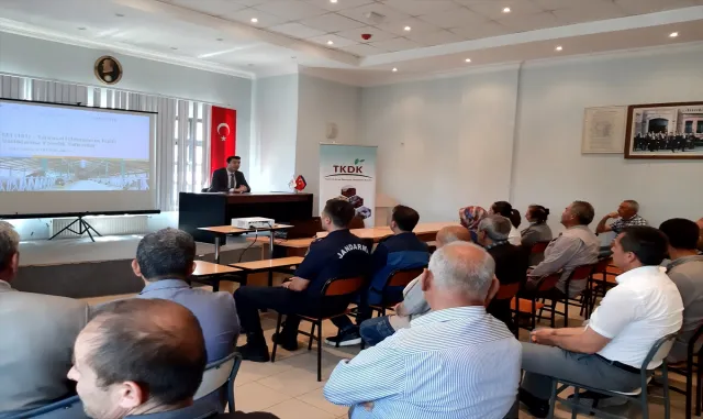 Karakeçili ilçesinde çiftçilere kırsal kalkınma desteklemeleri anlatıldı Karakeçili ilçesinde çiftçilere kırsal kalkınma desteklemeleri anlatıldı