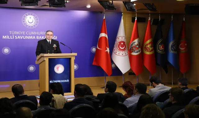 MSB’de basın bilgilendirme toplantısı yapıldı MSB’de basın bilgilendirme toplantısı yapıldı