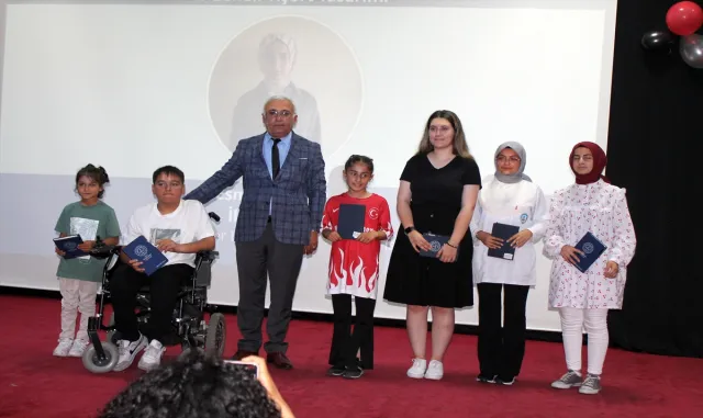 İncesu’da yarışmalarda dereceye giren öğrenciler ödüllendirildi İncesu’da yarışmalarda dereceye giren öğrenciler ödüllendirildi