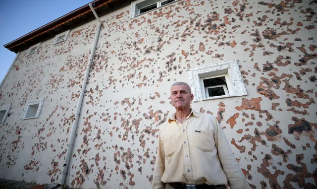 Kırklareli’nde etkili olan dolu tarım alanları, araç ve evlere zarar verdi Kırklareli’nde etkili olan dolu tarım alanları, araç ve evlere zarar verdi