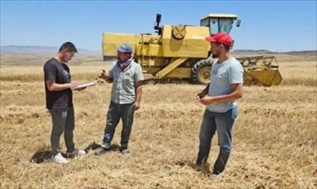 Kırşehir Tarım ve Orman Müdürlüğünce biçerdöverlerin kontrolleri yapıldı Kırşehir Tarım ve Orman Müdürlüğünce biçerdöverlerin kontrolleri yapıldı