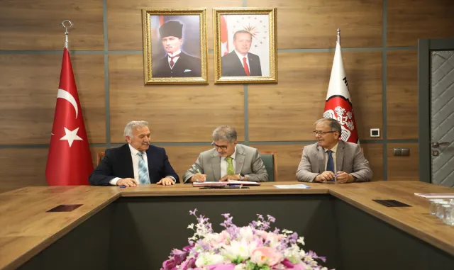 Niğde’de hayırsever kardeşlerin yaptıracağı anaokulu için protokol imzalandı Niğde’de hayırsever kardeşlerin yaptıracağı anaokulu için protokol imzalandı