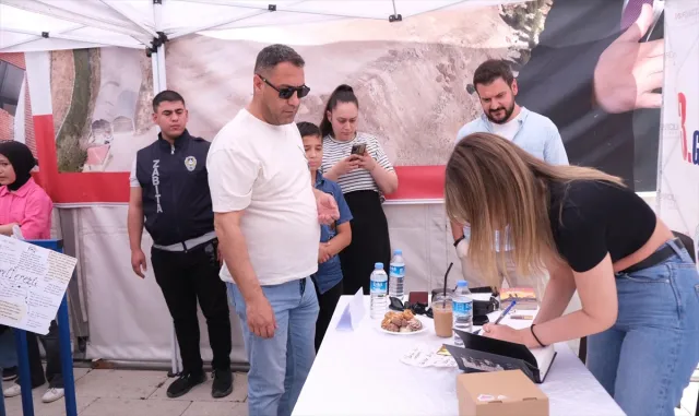 Sorgun Kitap Fuarı’nı 55 bin kişi ziyaret etti Sorgun Kitap Fuarı’nı 55 bin kişi ziyaret etti