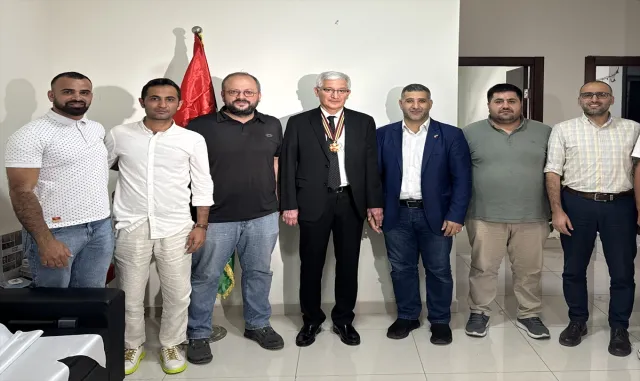 Türkiye’nin Filistin nezdindeki Kudüs Başkonsolosu Demirer’den Mahmud Abbas’a veda ziyareti Türkiye’nin Filistin nezdindeki Kudüs Başkonsolosu Demirer’den Mahmud Abbas’a veda ziyareti