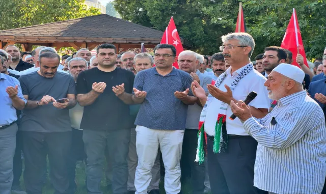 Adana, Mersin, Hatay ve Osmaniye’de Hamas Siyasi Büro Başkanı Heniyye suikastına tepki Adana, Mersin, Hatay ve Osmaniye’de Hamas Siyasi Büro Başkanı Heniyye suikastına tepki