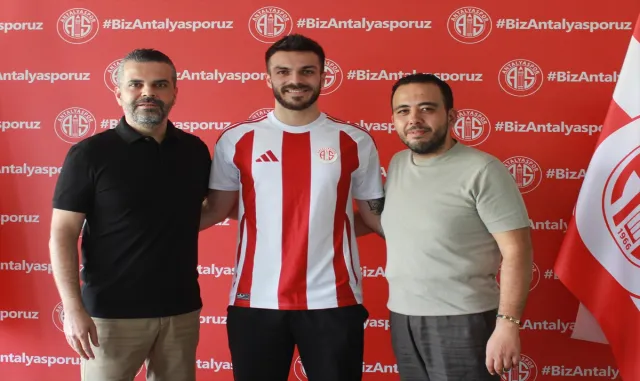 Antalyaspor, kaleci Abdullah Yiğiter’i transfer etti Antalyaspor, kaleci Abdullah Yiğiter’i transfer etti