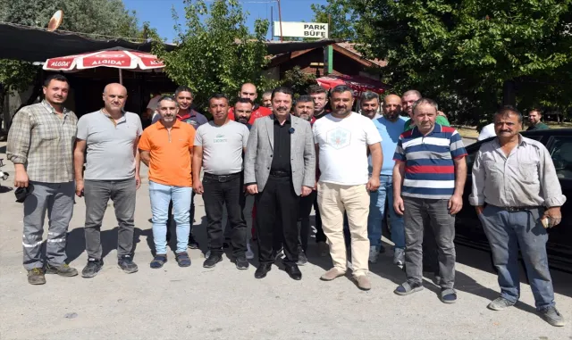 Beypazarı Belediye Başkanı Özer Kasap, esnafla bir araya geldi Beypazarı Belediye Başkanı Özer Kasap, esnafla bir araya geldi