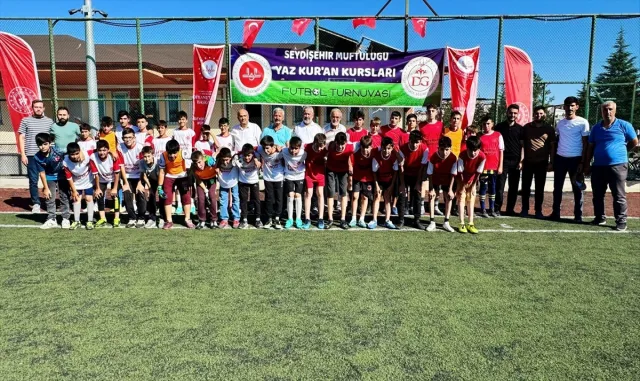 Yaz Kur’an Kursları Futbol Turnuvaları sona erdi Yaz Kur’an Kursları Futbol Turnuvaları sona erdi