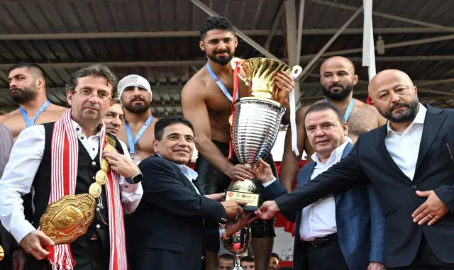 Başpehlivan Doğan, 672. Tarihi Elmalı Yağlı Güreşleri’ndeki şampiyonluğunu değerlendirdi: Başpehlivan Doğan, 672. Tarihi Elmalı Yağlı Güreşleri’ndeki şampiyonluğunu değerlendirdi: