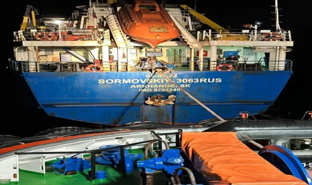 Çanakkale Boğazı’nda arızalanan kargo gemisi kurtarıldı Çanakkale Boğazı’nda arızalanan kargo gemisi kurtarıldı